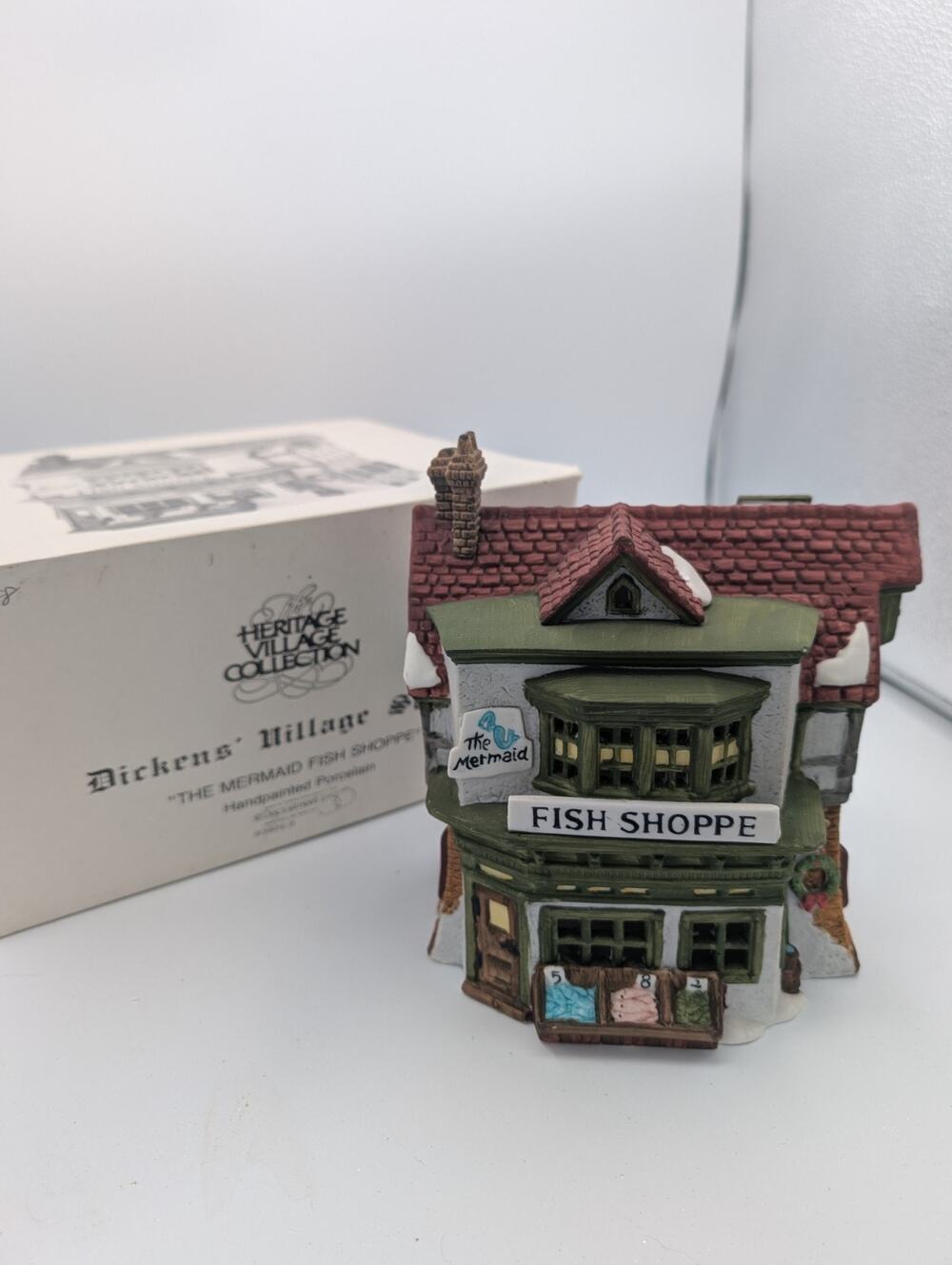 Dept 56 "The Mermaid Fish Shoppe" Dickens’ Village Series Heritage 5926-9 MIB